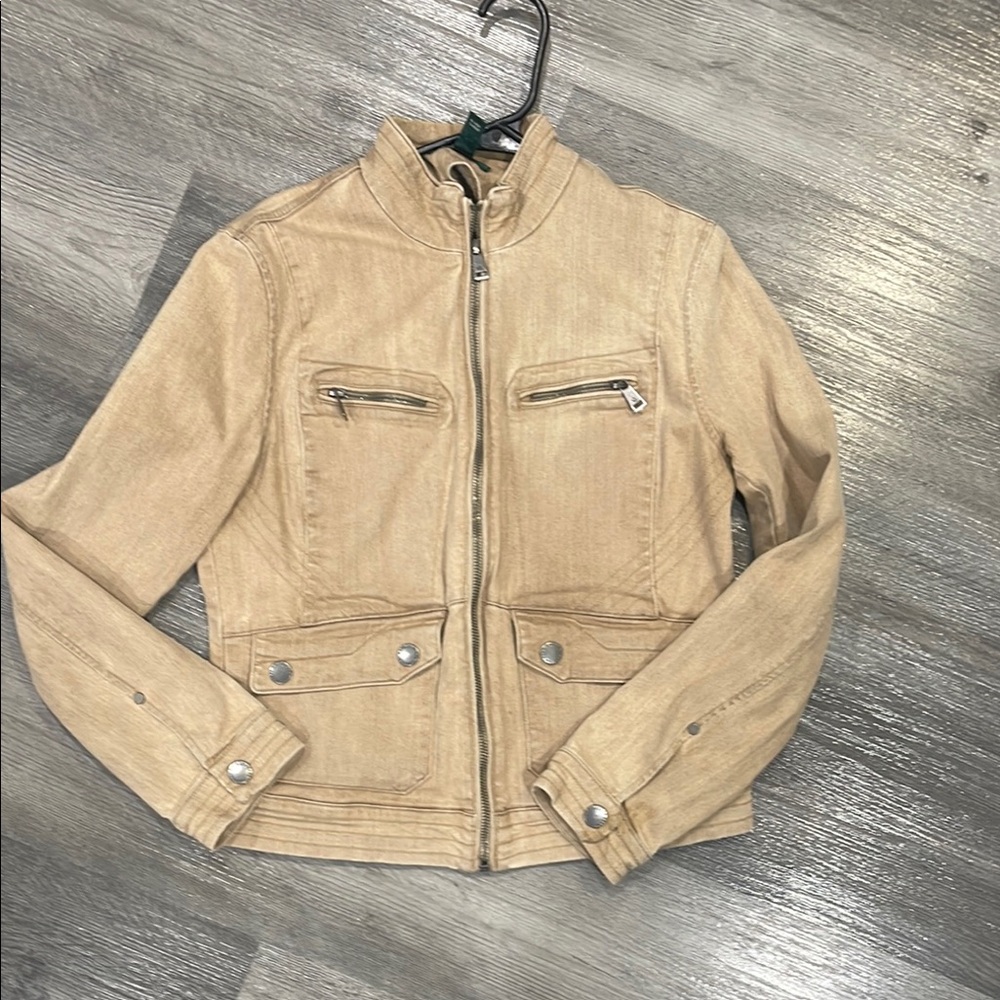 Cream Utility Jacket with Full-Length Zipper and Long Sleeves